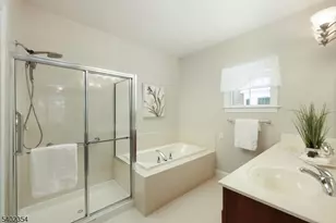 64 Bedford Dr, Montgomery Township, NJ 08558 - Photo 19