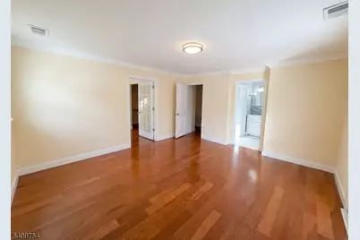 10 Liberty Ln, Franklin Township, NJ 08873 - Photo 19