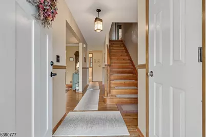 279 Madison Hill Rd, Clark Township, NJ 07066 - Photo 3