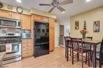 279 Madison Hill Rd, Clark Township, NJ 07066 - Photo 9