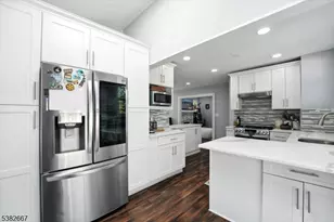 204 W Northfield Rd, Livingston, NJ 07039 - Photo 11