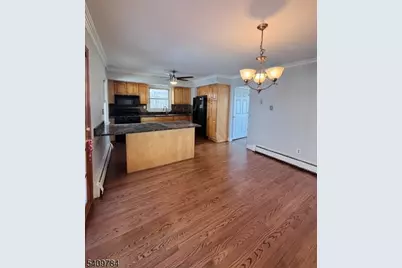 81 Lakeshore Dr, Prospect Park, NJ 07508 - Photo 5