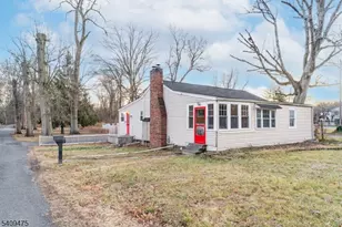 310 Boulevard Dr, Wayne, NJ 07470 - Photo 3