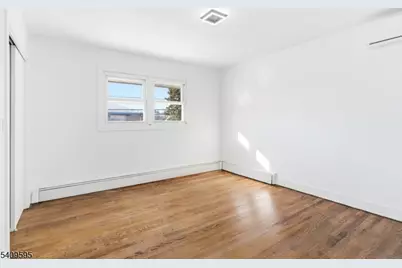 263 E 25th St, Paterson, NJ 07514 - Photo 31