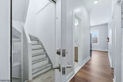 913 S 18th #2, Newark, NJ 07108 - Photo 15