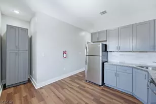 913 S 18th, Newark, NJ 07108 - Photo 27