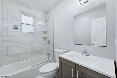 913 S 18th #2, Newark, NJ 07108 - Photo 7