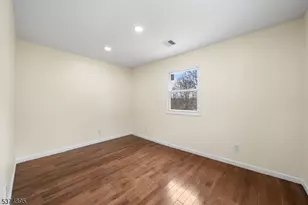 20 Ella St, Bloomingdale, NJ 07403 - Photo 11