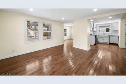 20 Ella St, Bloomingdale, NJ 07403 - Photo 3