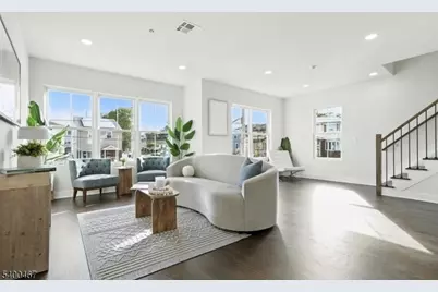 192 Canterbury Ave, North Arlington, NJ 07031 - Photo 7