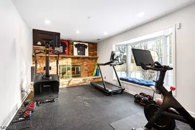 1242 Sunnyfield Ln, Scotch Plains Township, NJ 07076 - Photo 17