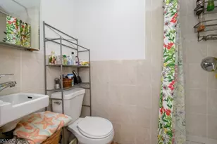 19 Skyland Ave, Wanaque, NJ 07420 - Photo 23