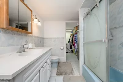 19 Skyland Ave, Wanaque, NJ 07420 - Photo 17