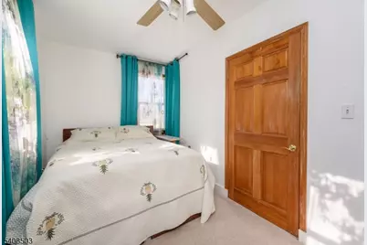 19 Skyland Ave, Wanaque, NJ 07420 - Photo 29