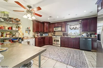 164 Farnham Ave, Lodi, NJ 07644 - Photo 5