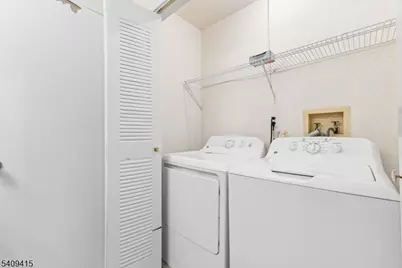 23 Mount Vernon Sq, Verona Twp., NJ 07044 - Photo 21