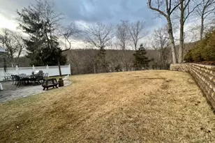 132 Lakeshore Dr, Oakland, NJ 07436 - Photo 3