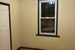 655 E 3rd Ave, Roselle, NJ 07203 - Photo 7