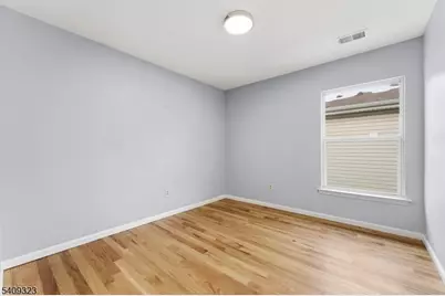 764 S 18th St, Newark, NJ 07103 - Photo 25