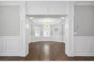 146 Poplar St, Ridgefield, NJ 07660 - Photo 5