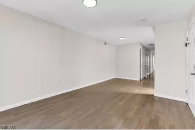 822 S 19th St, Newark, NJ 07108 - Photo 21