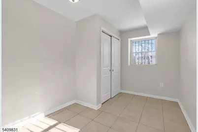 822 S 19th St, Newark, NJ 07108 - Photo 45