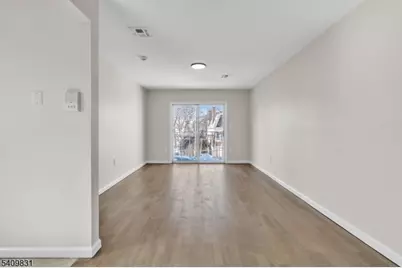 822 S 19th St, Newark, NJ 07108 - Photo 31