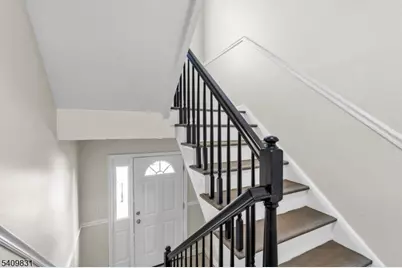 822 S 19th St, Newark, NJ 07108 - Photo 33