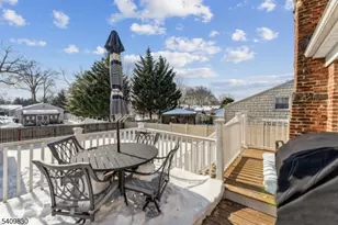 688 W Lake Ave, Rahway, NJ 07065 - Photo 23