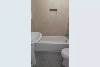 28 Beech St, East Orange, NJ 07018 - Photo 5