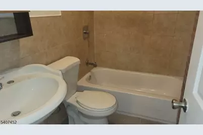 28 Beech St, East Orange, NJ 07018 - Photo 13