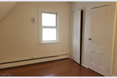 28 Beech St, East Orange, NJ 07018 - Photo 21