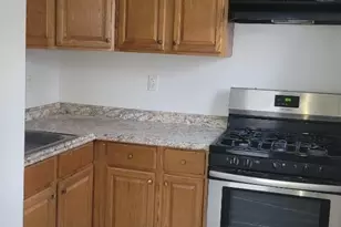 28 Beech St, East Orange, NJ 07018 - Photo 5