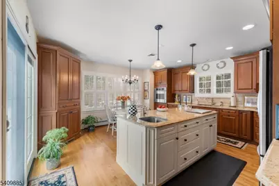 2065 Jersey Ave, Scotch Plains Township, NJ 07076 - Photo 9