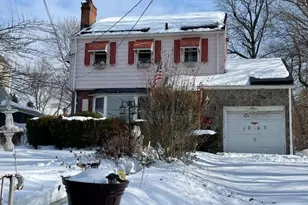 1067 Julia St, Teaneck Township, NJ 07666 - Photo 1