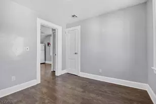 134 Dewey St, Newark, NJ 07112 - Photo 23