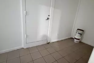 539 E Jersey St, Elizabeth, NJ 07206 - Photo 5