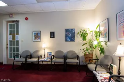 27 Mountain Blvd, Warren Township, NJ 07059 - Photo 5