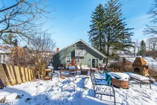 208 Maxim Dr, Hopatcong, NJ 07843 - Photo 5