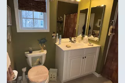 5211 Chesterwood Way, Franklin Township, NJ 08873 - Photo 13