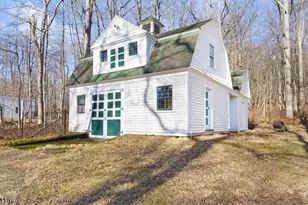 211 Mountainside Rd, Mendham Township, NJ 07945 - Photo 7