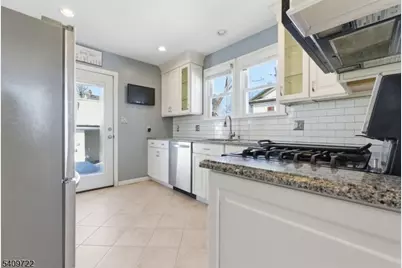 1608 W 3rd St, Plainfield, NJ 07063 - Photo 13