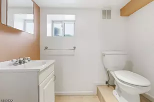 1608 W 3rd St, Plainfield, NJ 07063 - Photo 29