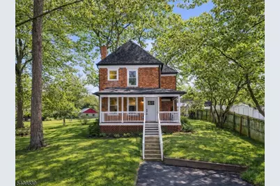 71 Wishing Well Rd, Hamburg, NJ 07419 - Photo 1