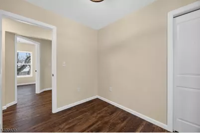 71 Wishing Well Rd, Hamburg, NJ 07419 - Photo 29