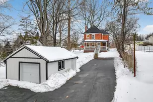 71 Wishing Well Rd, Hamburg, NJ 07419 - Photo 9