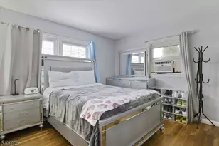 33 Daka Ct, Bloomfield, NJ 07003 - Photo 9