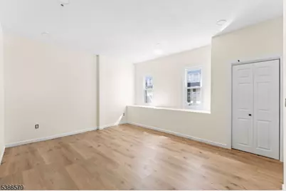 585 McChesney St, Orange, NJ 07050 - Photo 7