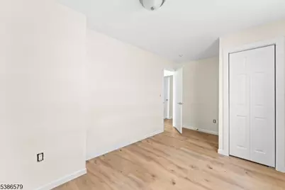 585 McChesney St, Orange, NJ 07050 - Photo 9