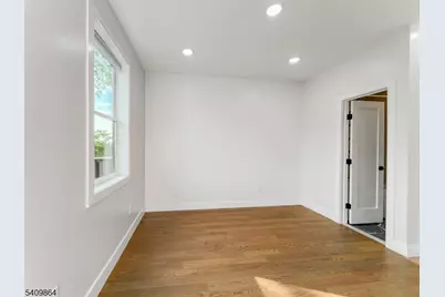 285 Lembeck Ave #R, Jersey City, NJ 07305 - Photo 19